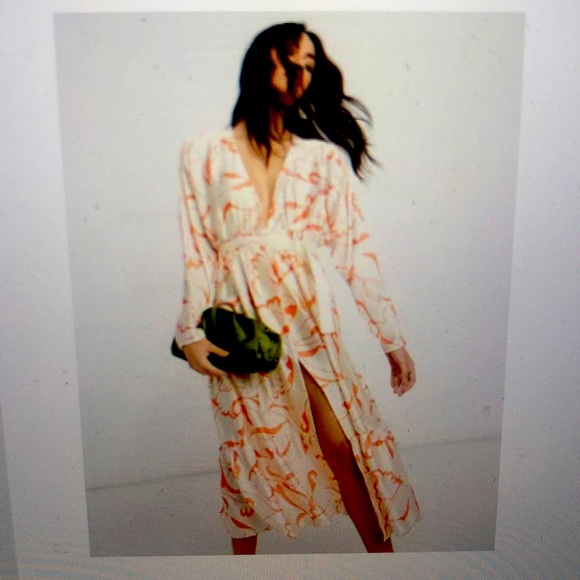 Tiered satin wrap dress - Picture 4 of 6